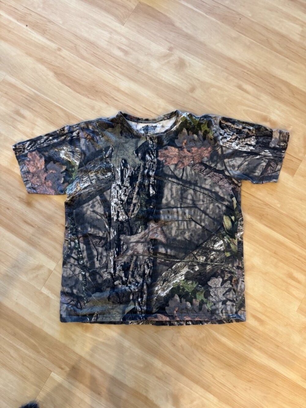 Camo Hunting T Shirt Mens L Realtree Style Short Sleeve Outdoors